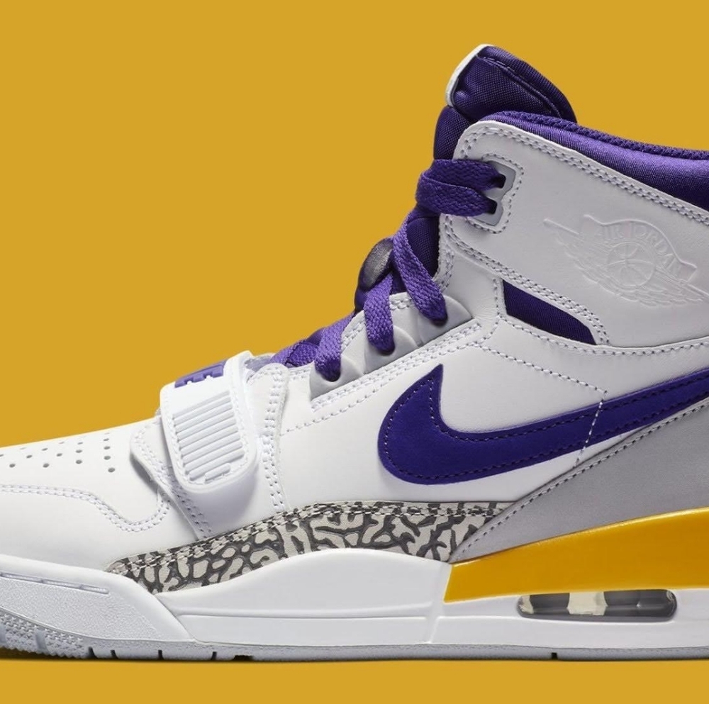 Jordan 312 Legacy Lakers SZ:11 mens